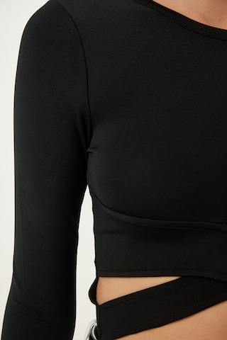 Happiness İstanbul - Camiseta en negro