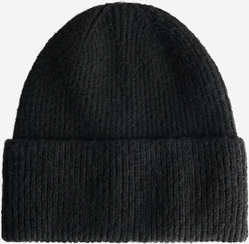 Berretto di Bershka in nero: frontale