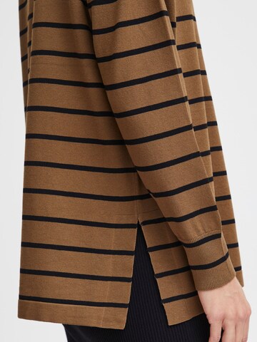 Pull-over b.young en vert