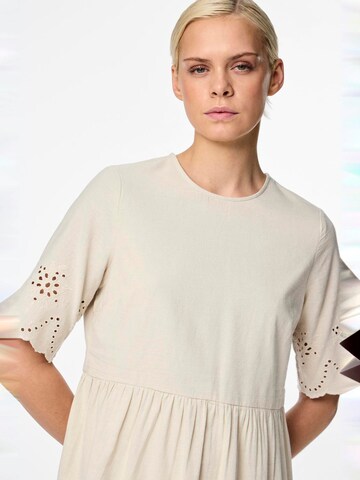 Robe 'ALMINA' PIECES en beige