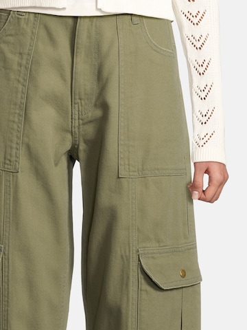 AÉROPOSTALE Ohlapna forma Kargo hlače | zelena barva