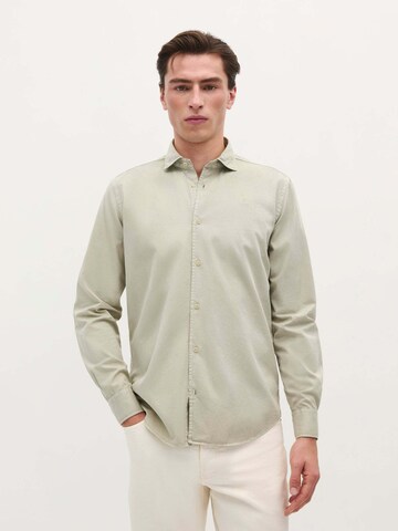Coupe regular Chemise 'Seatle' Scalpers en vert : devant