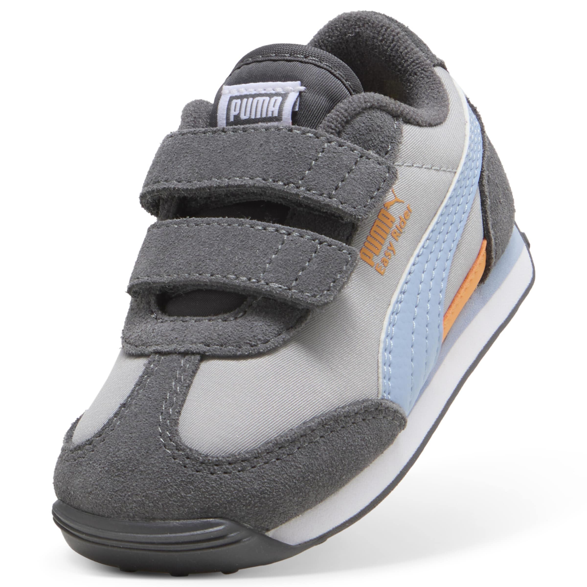 Baskets PUMA en gris : devant