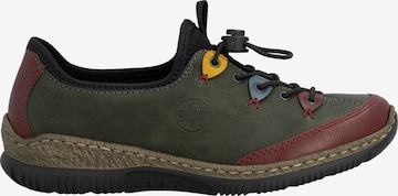 Chaussure de sport à lacets Rieker en vert : devant
