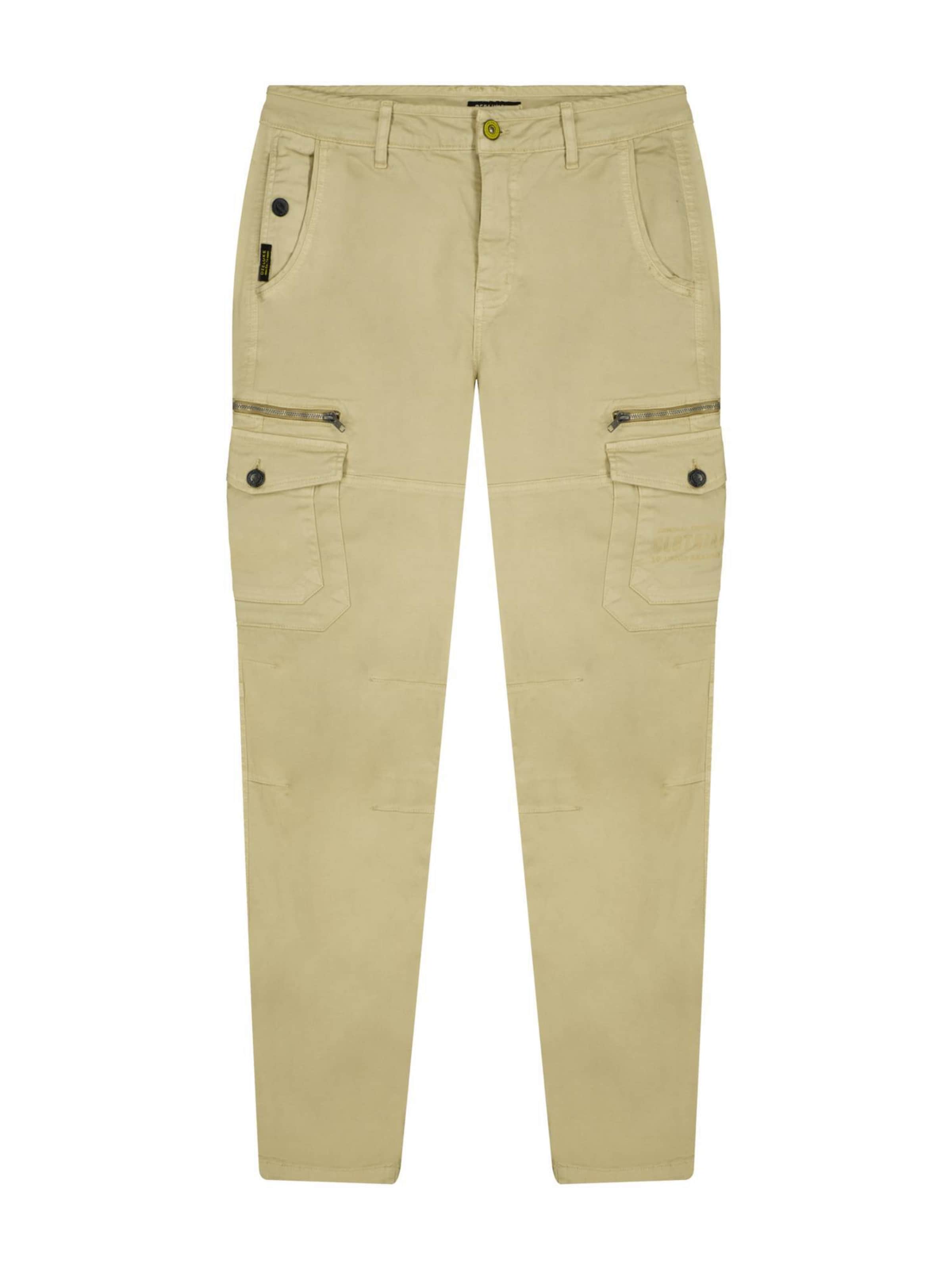 Deeluxe Cargo Pants 'Danakil' in Yellow: front
