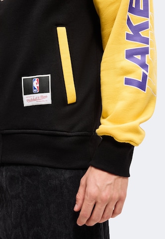 Mitchell & Ness Dressipluus 'NBA LAKERS', värv must: külje pealt
