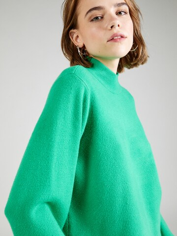 VERO MODA Пуловер 'SABA' в зелено