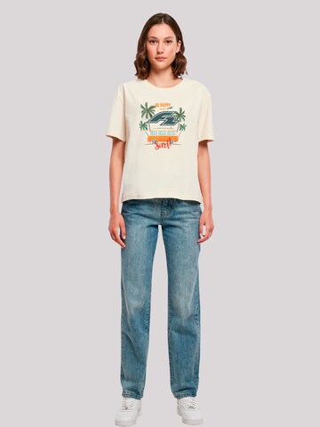 F2 T-Shirt 'Be Happy And Surf Bulli Sommer' in Beige
