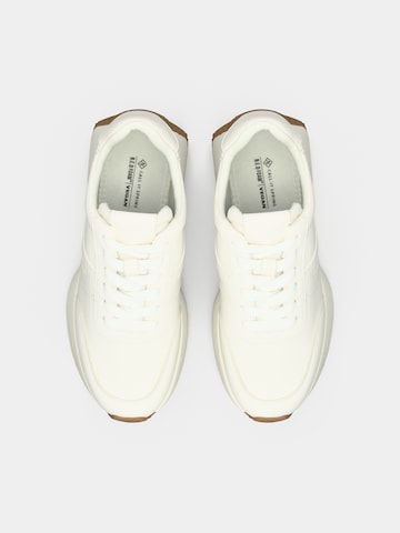 Baskets basses 'DANIIE' CALL IT SPRING en blanc