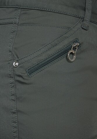 STREET ONE Slim fit Jeans in Green