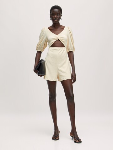 EDITED Jumpsuit 'Xylia' in Beige