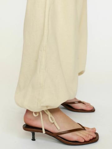 Soft Rebels Szabványos Nadrág ' SRYindi ' - bézs