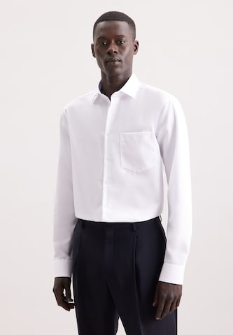 Coupe regular Chemise business SEIDENSTICKER en blanc : devant