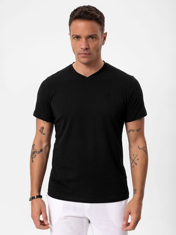 T-Shirt Daniel Hills en noir : devant