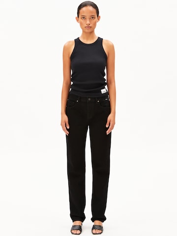 Regular Jean ARMEDANGELS en noir
