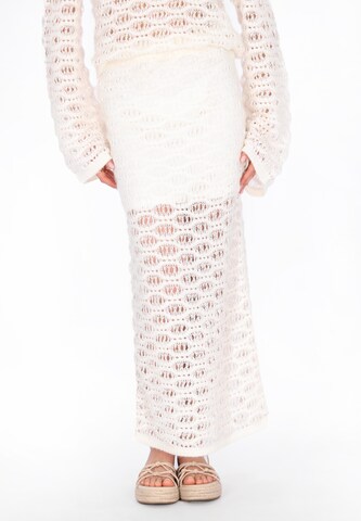 IZIA Skirt 'Festival' in White: front