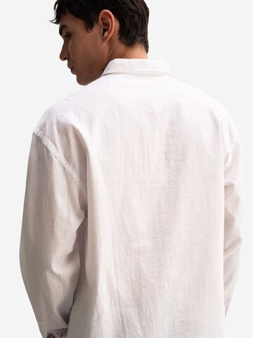 Comfort fit Camicia di Giesto in bianco