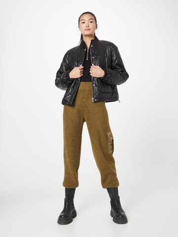 PIECES Tapered Pants 'NAURA' in Brown