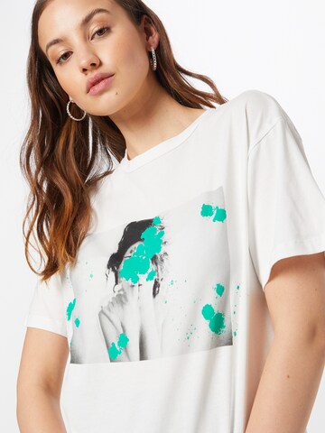 Tricou 'IBAMIA' de la VERO MODA pe alb