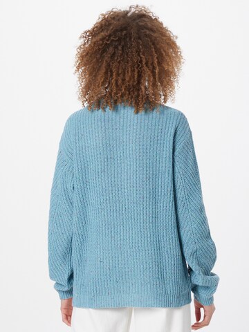 In The Style Pullover 'Jossa' in Blau