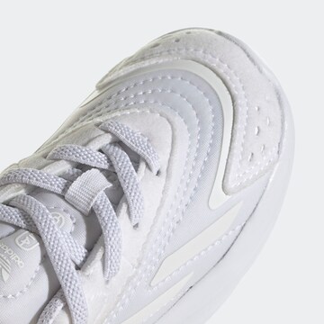 ADIDAS ORIGINALS Tenisky 'Ozelia' – bílá