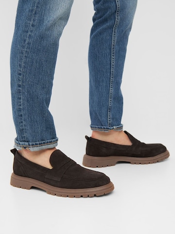 Bianco Slip-ons 'GIL' in Brown: front