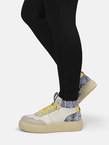 Crickit Sneakers hoog ' REBEKA ' in Wit: voorkant