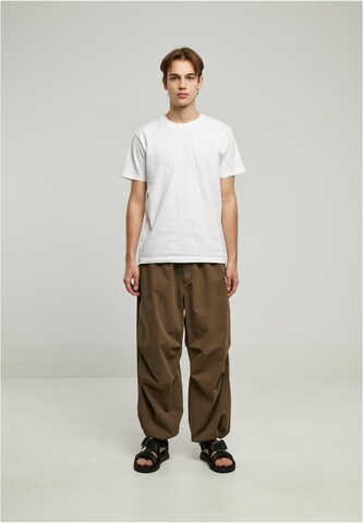 Urban Classics Tapered Cargo trousers in Green