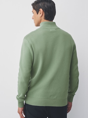 Pulover de la Next pe verde
