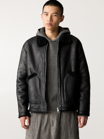 Pull&Bear Winterjas in Zwart: voorkant