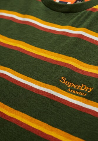 T-Shirt 'Essentials' Superdry en vert