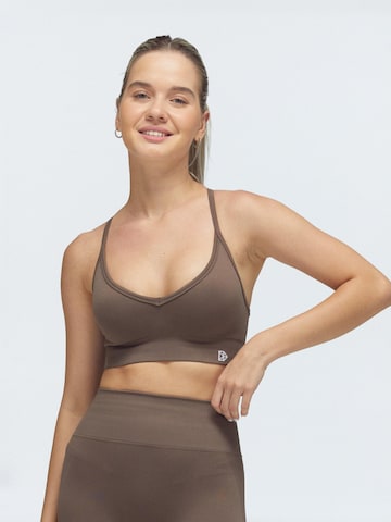 DRILLS Apparel - Sujetador deportivo 'FLXFLOW X Bra' en gris: frente