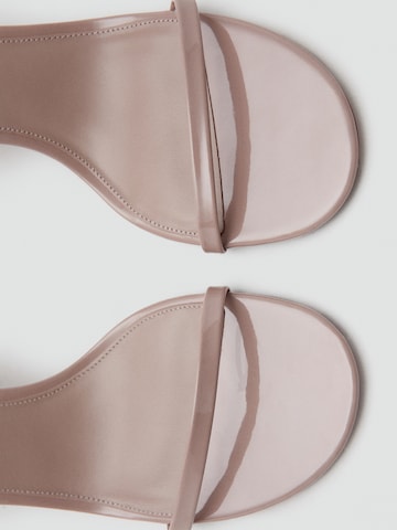 Sandales à lanières 'PIA' MANGO en beige
