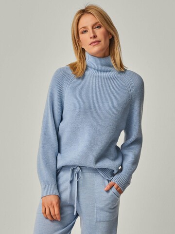 YOU LOOK PERFECT Pullover 'Eve' in Blau