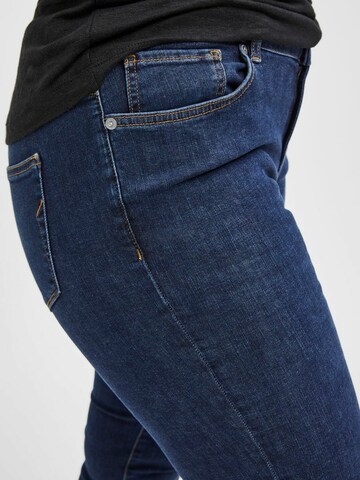 SELECTED FEMME Regular Skinny Fit Jeans in Blau