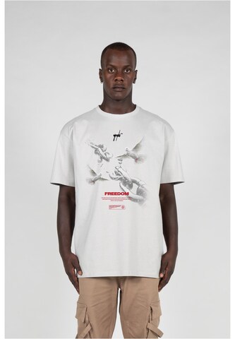MJ Gonzales Тениска 'Freedom' в сиво: отпред