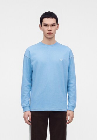 ADIDAS ORIGINALS - Camisa 'Trefoil Essentials' em azul: frente