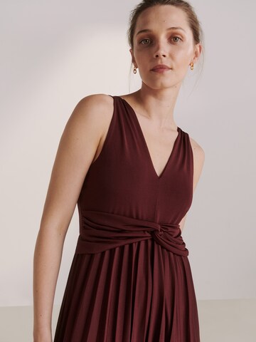 Guido Maria Kretschmer Women Evening dress 'Ilona' in Red