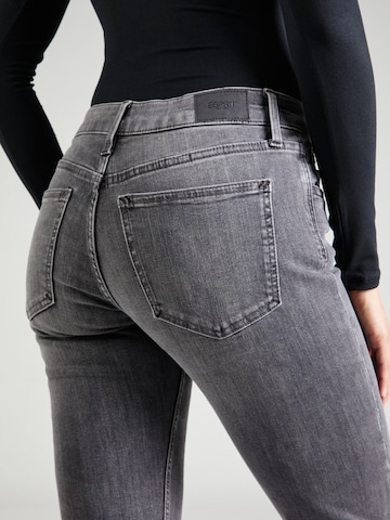 regular Jeans di ESPRIT in grigio