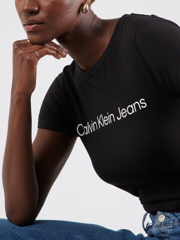 Calvin Klein Jeans T-shirt i blå