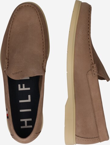 TOMMY HILFIGER Moccasin in Brown
