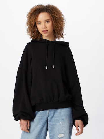 Urban Classics Sweatshirt in Black: front