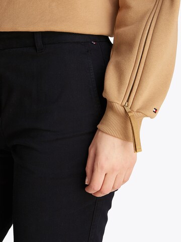 TOMMY HILFIGER Úzky strih Chino nohavice - Čierna
