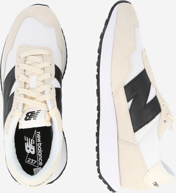 new balance Sneaker '237' in Beige