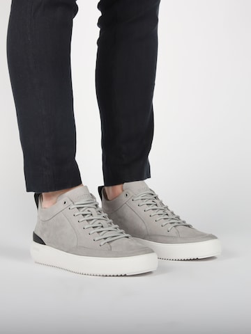 Sneaker bassa 'KEVIN' di BLACKSTONE in grigio