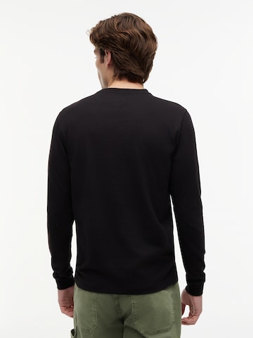 Tommy Jeans Тениска в синьо