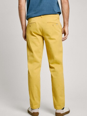 Coupe slim Pantalon chino Pepe Jeans en jaune