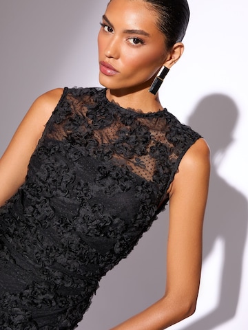 Rochie de seară de la Lipsy pe negru