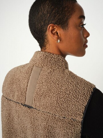 MOS MOSH Vest 'MMRowe' in Brown