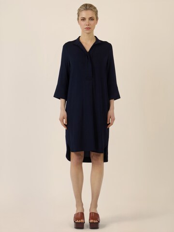 APART Kleid in Blau